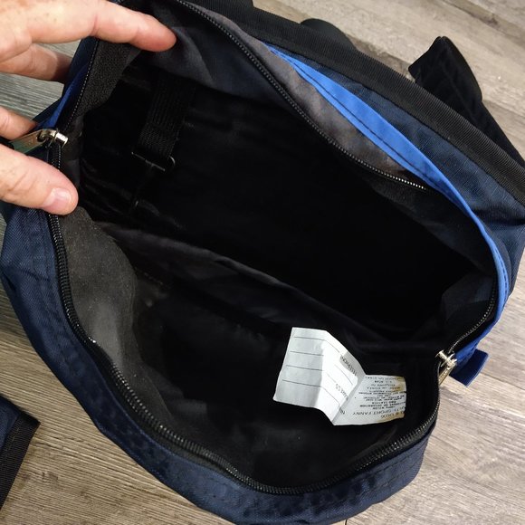 L.L. Bean Multi-Sport Fanny Pack - Picture 4 of 10